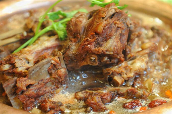 汤客道牛骨煲火锅